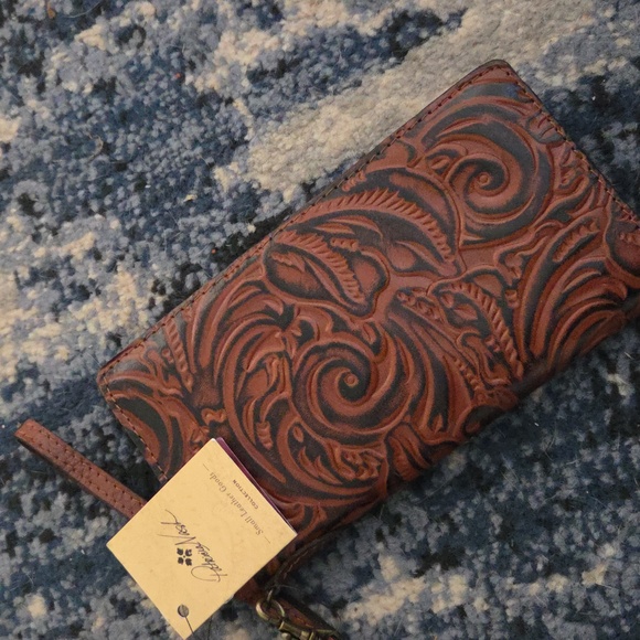 Patricia Nash Brown Embossed Leather Wallet - Picture 3 of 3